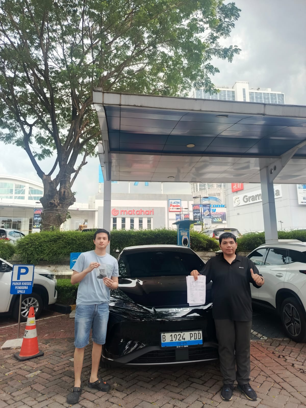 Customer BYD